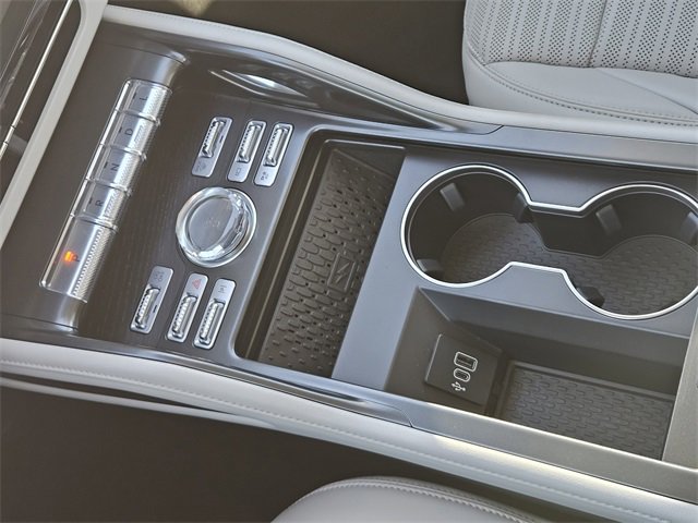 New 2026 Lincoln Nautilus Reserve image 19