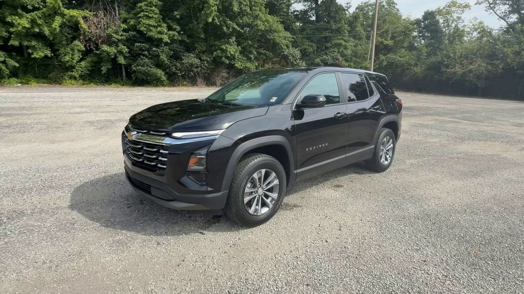 Used 2026 Chevrolet Equinox LT FWD image 4