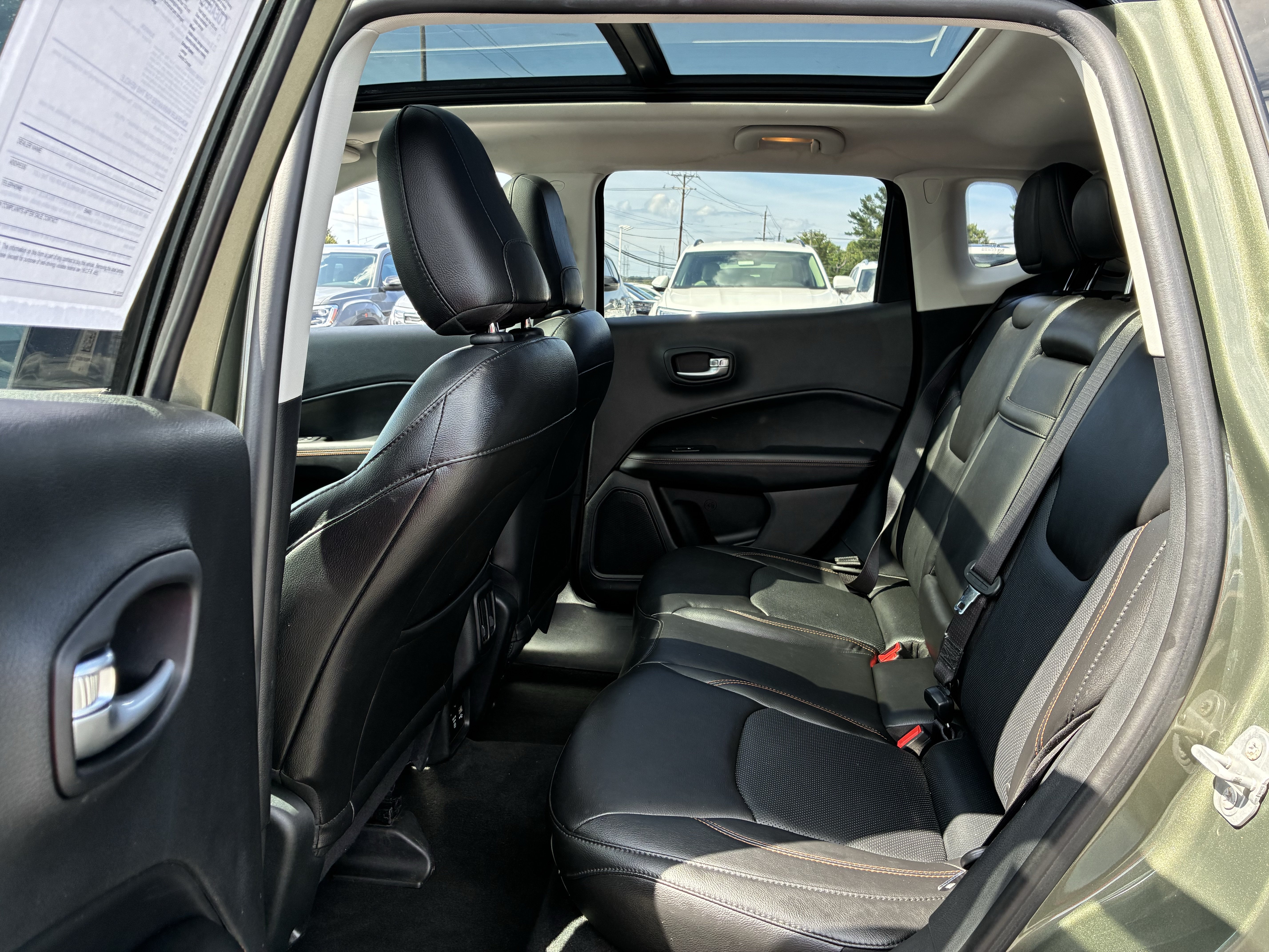 Used 2018 Jeep Compass Limited AWD/4WD image 18