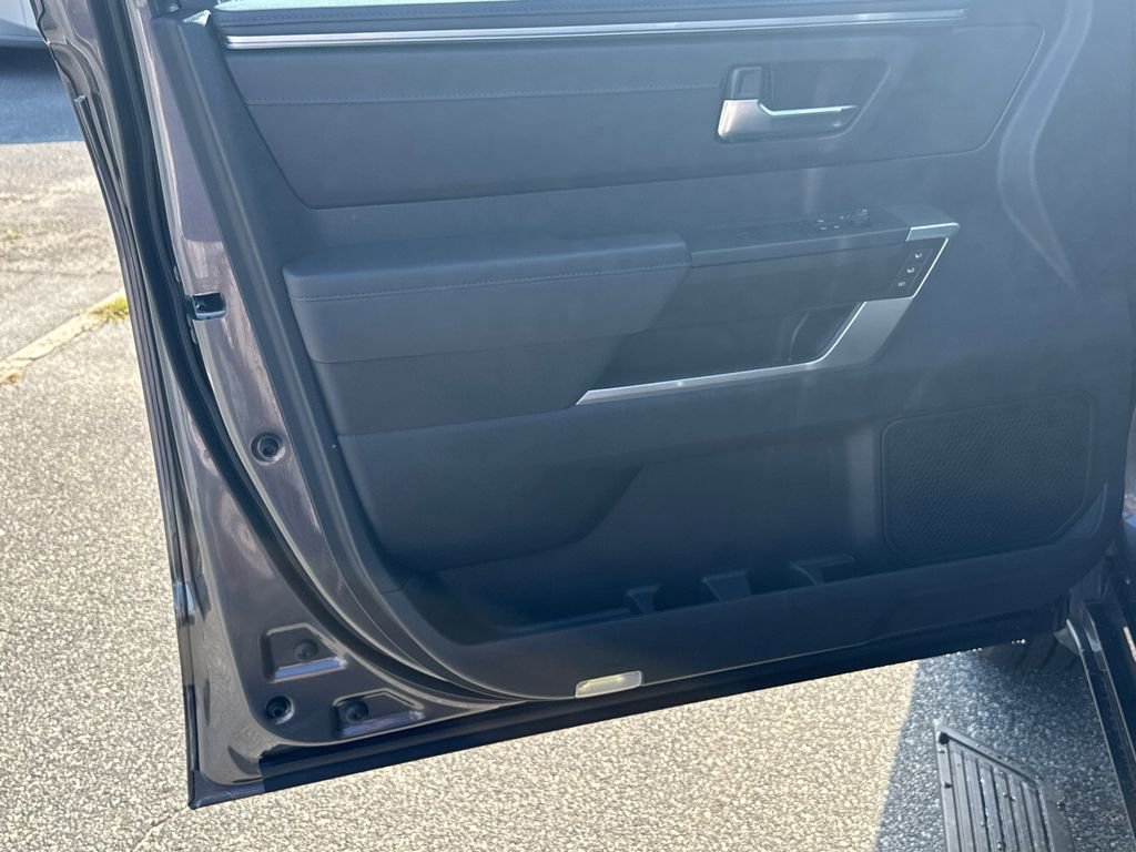New 2025 Toyota Tundra Platinum AWD/4WD image 10