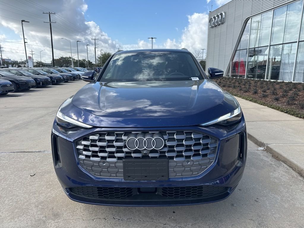 Used 2025 Audi Q5 Premium w/ Convenience Package image 6