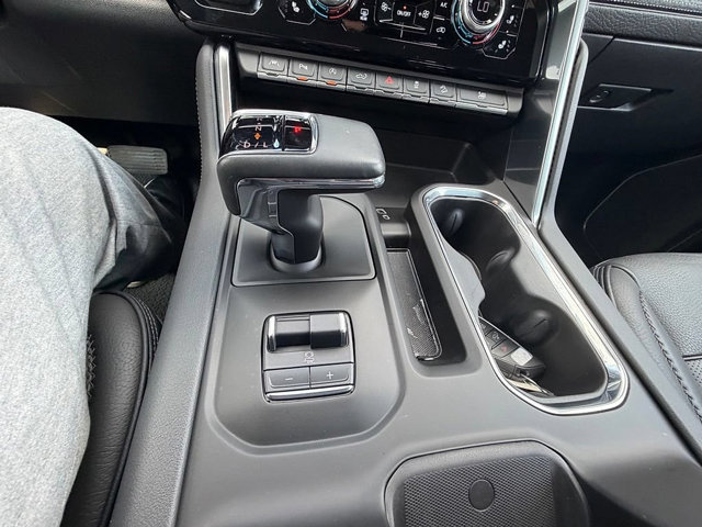 Certified 2023 GMC Sierra 1500 Denali w/ Denali Reserve Package AWD/4WD image 50
