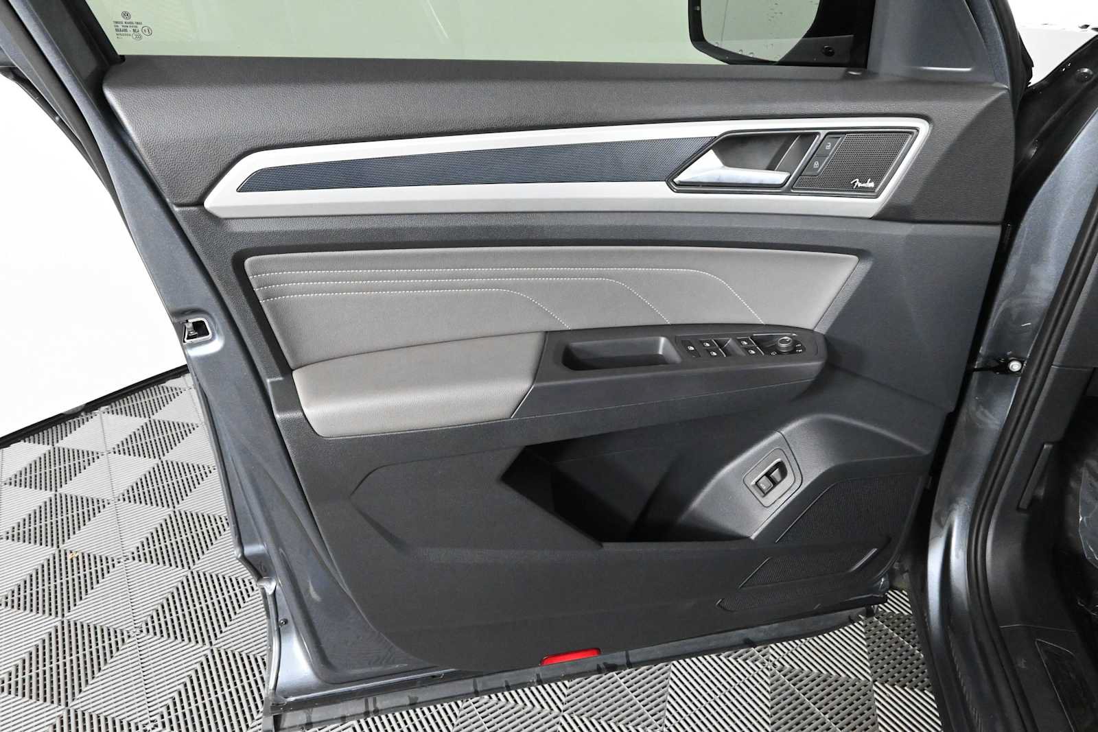 Used 2021 Volkswagen Atlas Cross Sport SEL Premium AWD/4WD image 20