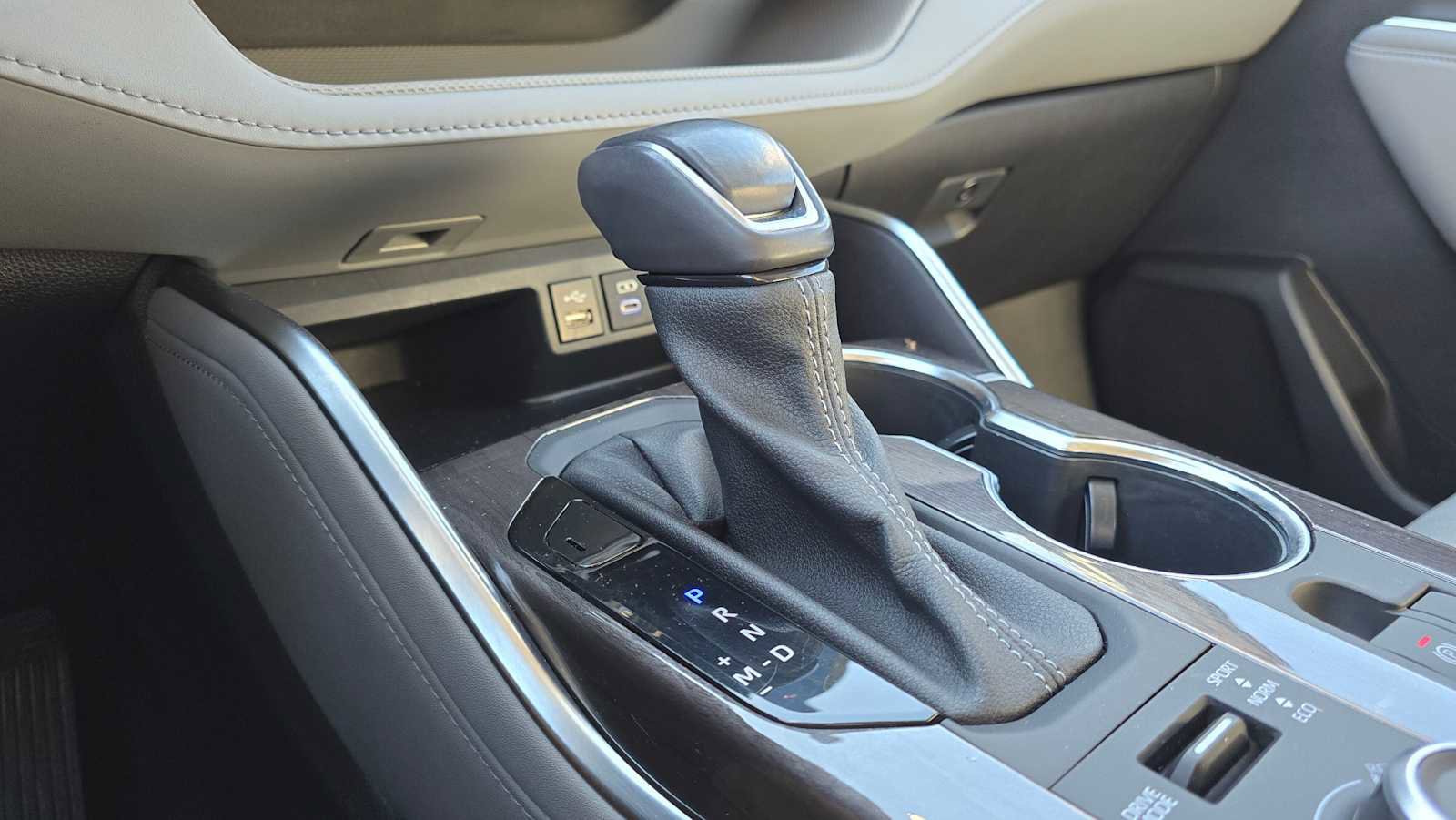 Used 2022 Toyota Highlander Platinum image 39