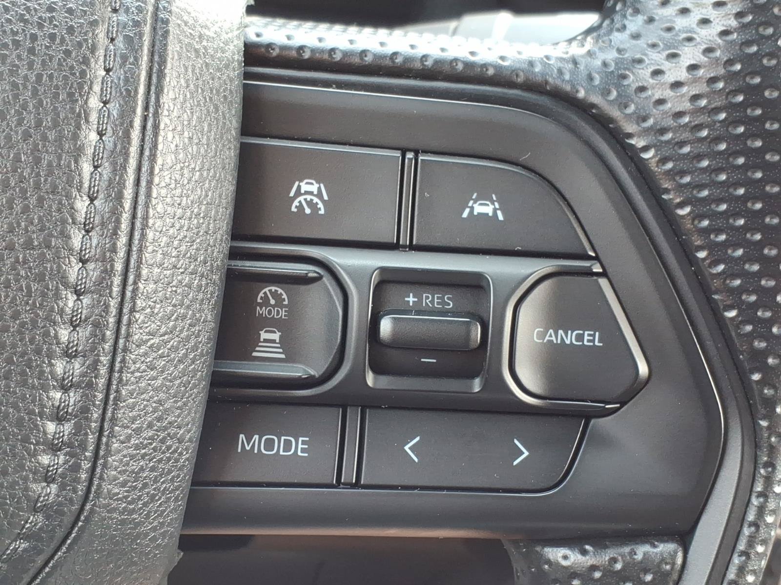 Used 2024 Toyota Tacoma SR AWD/4WD image 25