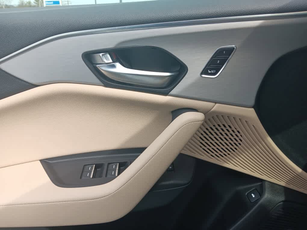 Used 2023 Acura TLX image 28