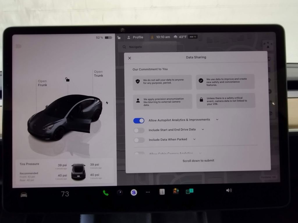 Used 2023 Tesla Model 3 Performance image 25