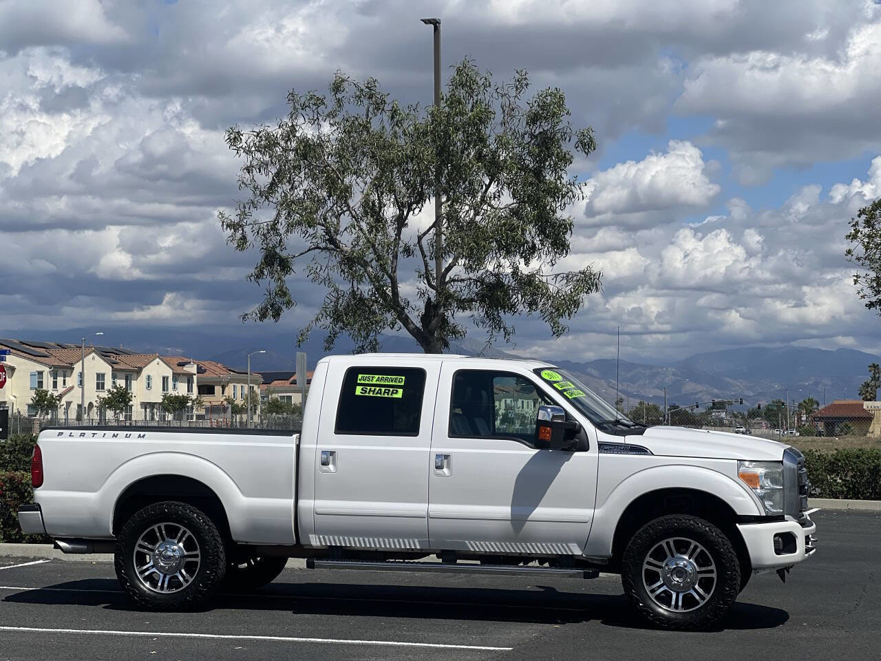 Used 2013 Ford F250 Platinum w/ FX4 Off Road Pkg image 6