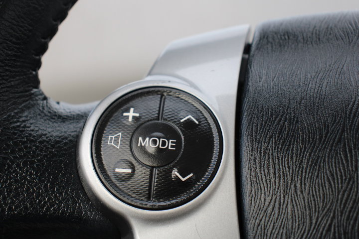 Used 2017 Toyota Prius V Five image 22