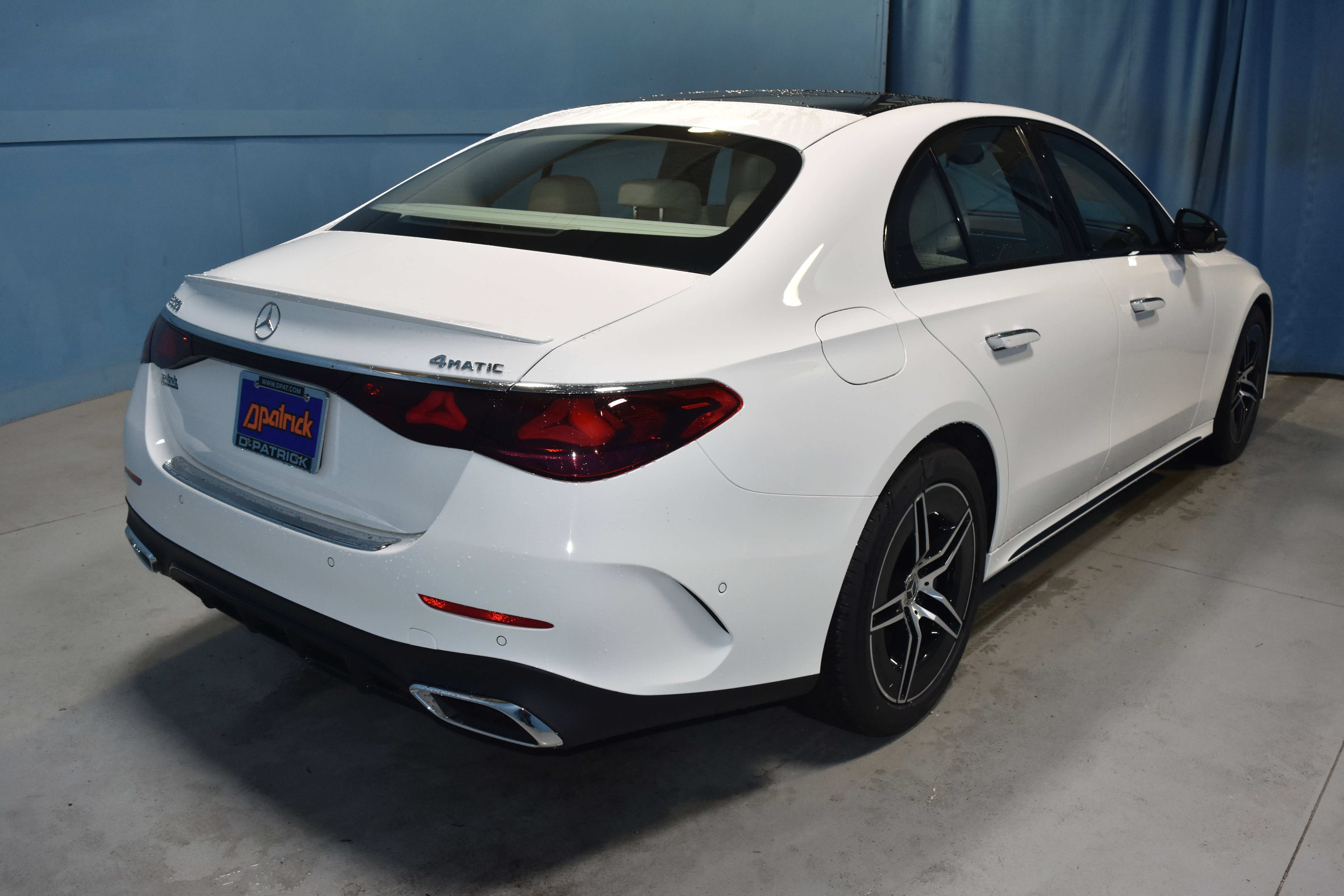 New 2026 Mercedes-Benz E 350 4MATIC Sedan image 21