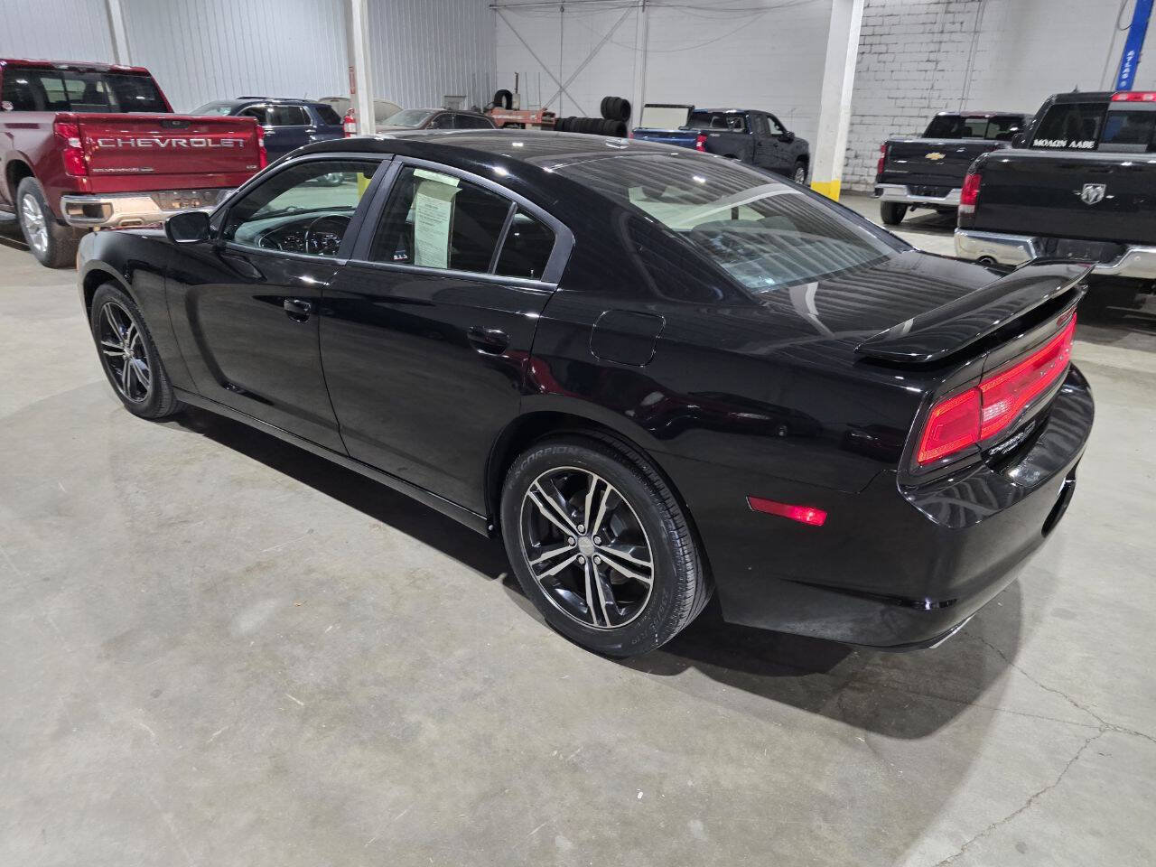 Used 2014 Dodge Charger SXT AWD/4WD image 7