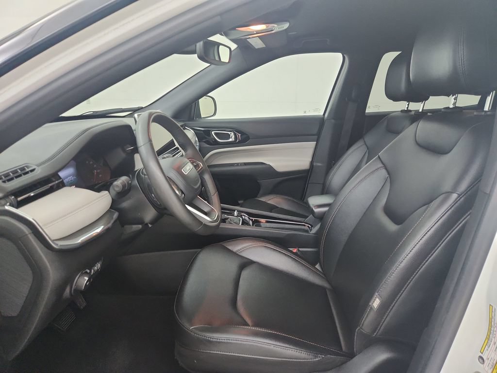 Used 2024 Jeep Compass Limited AWD/4WD image 20