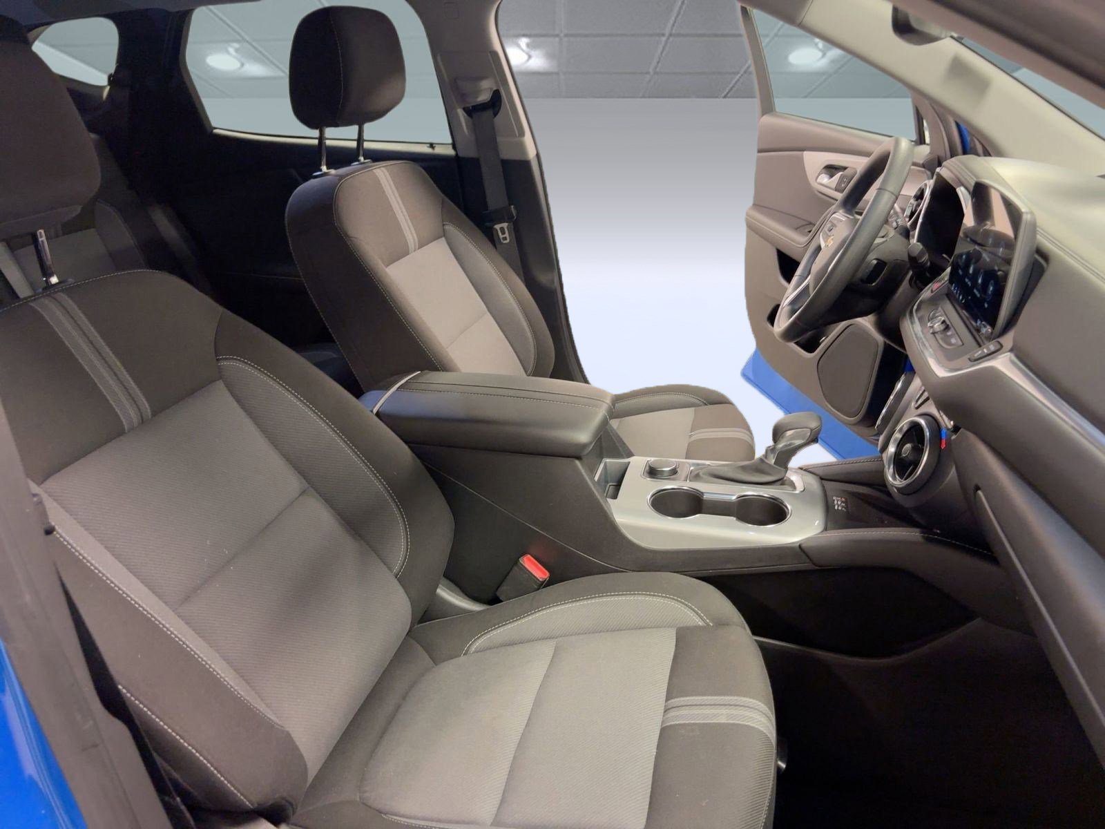 Certified 2024 Chevrolet Blazer LT w/ Convenience Package image 31