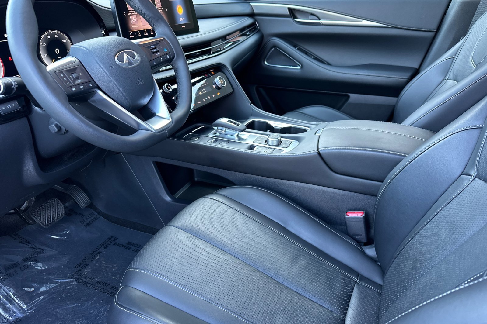 Certified 2025 INFINITI QX60 Luxe w/ Black Edition image 10