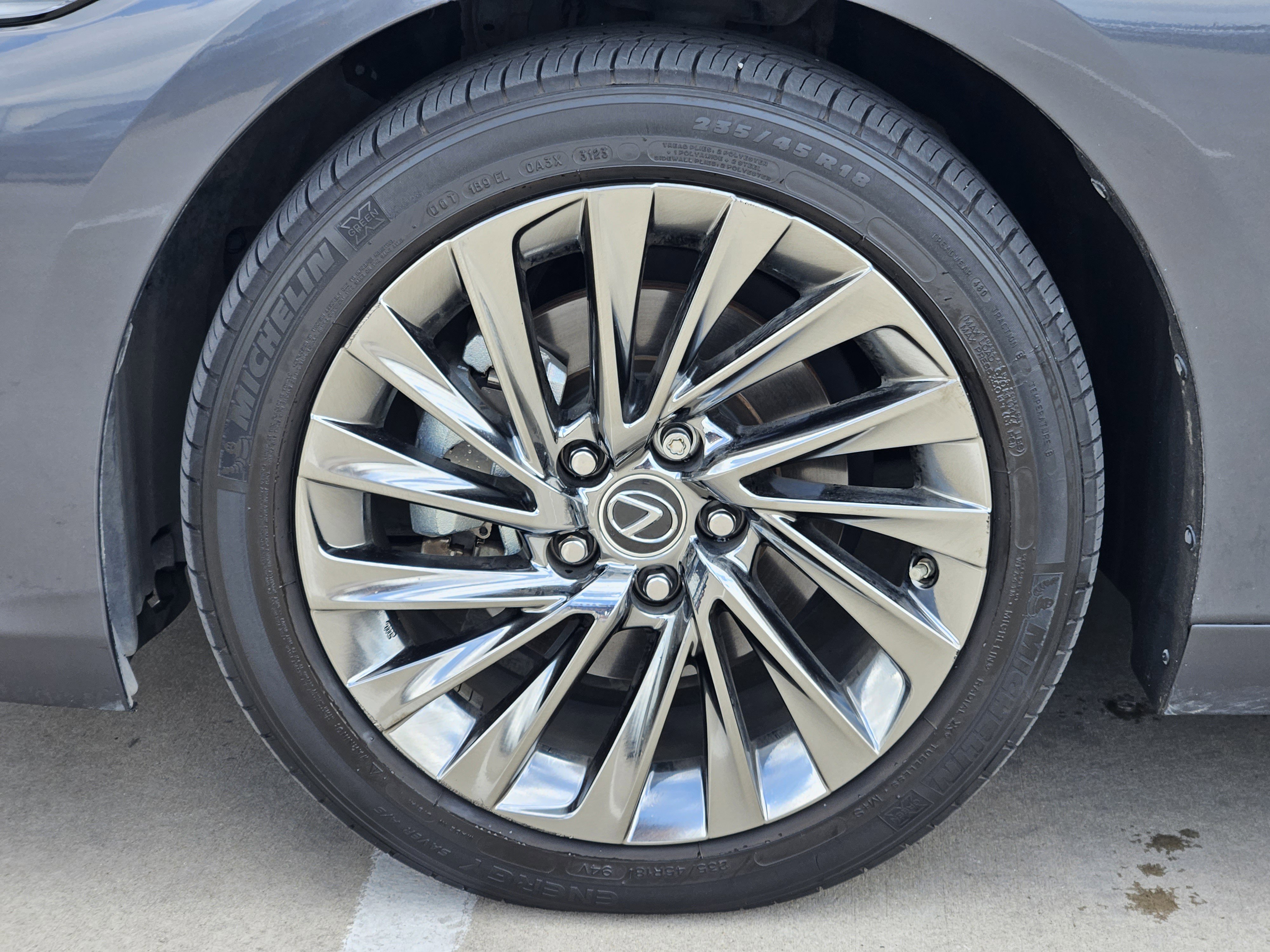 Used 2024 Lexus ES 350 Ultra Luxury w/ Accessory Package (Z2) FWD image 14