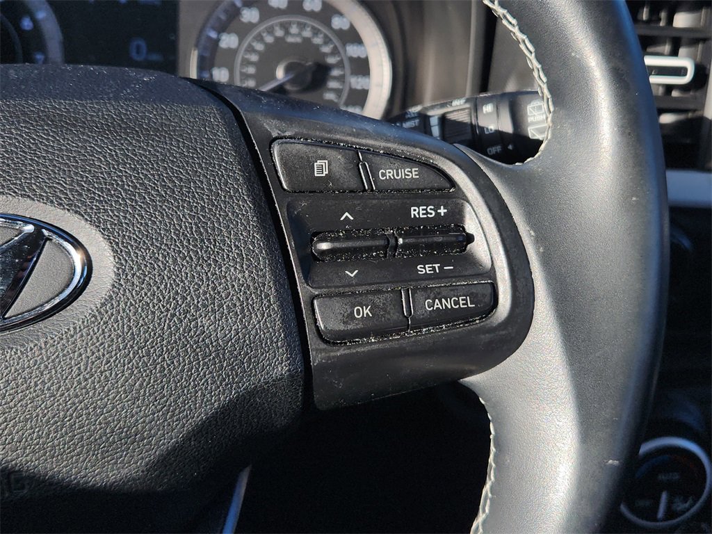 Certified 2022 Hyundai Venue Limited image 24