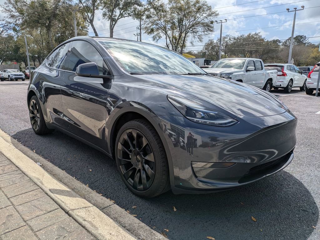 Used 2024 Tesla Model Y Long Range image 8
