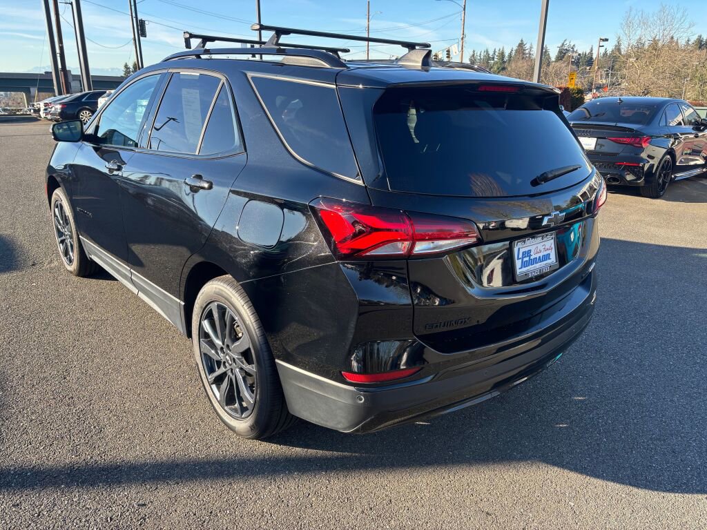 Used 2024 Chevrolet Equinox RS w/ RS Leather Package image 7