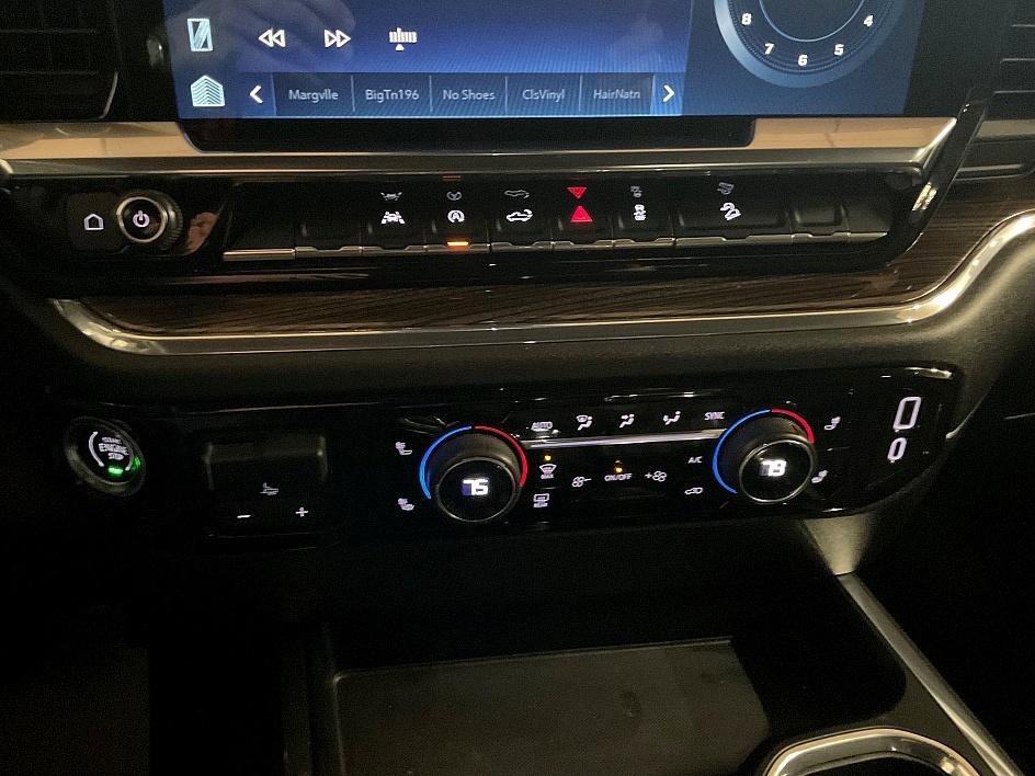 Used 2023 Chevrolet Silverado 1500 RST image 20