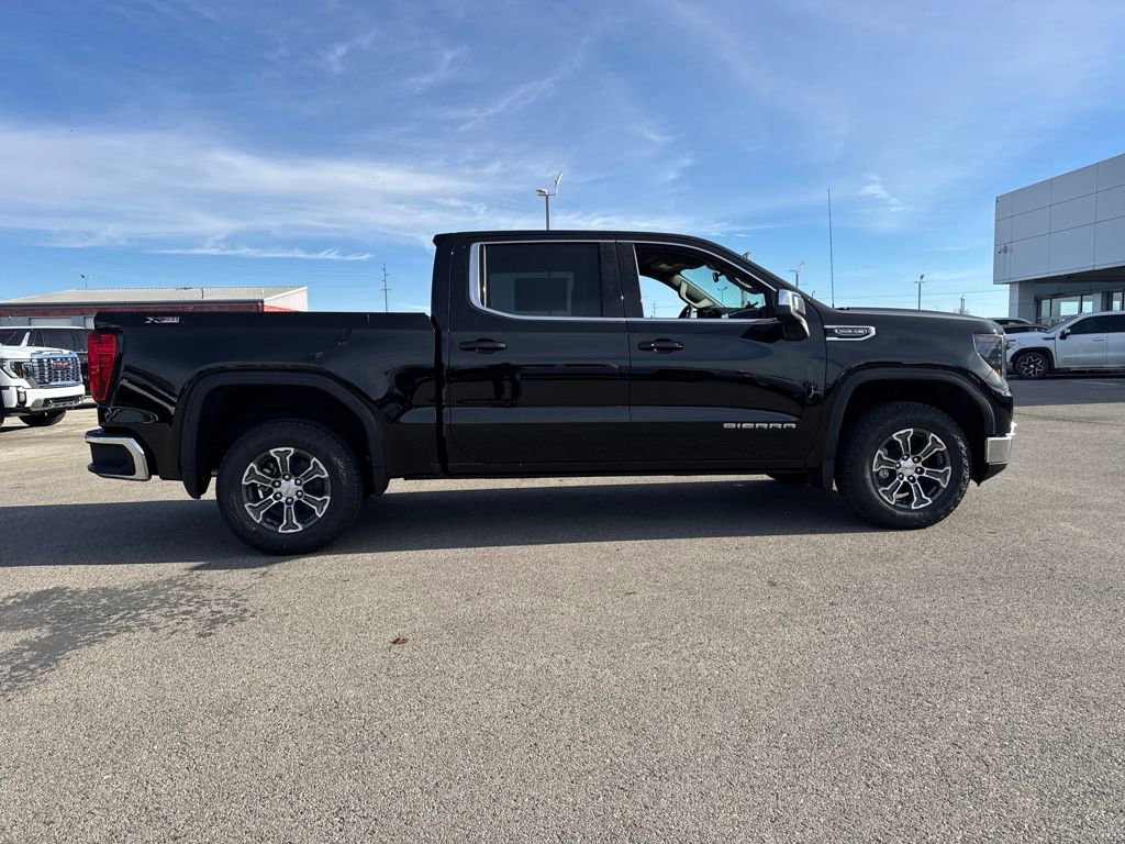 New 2026 GMC Sierra 1500 SLE image 8
