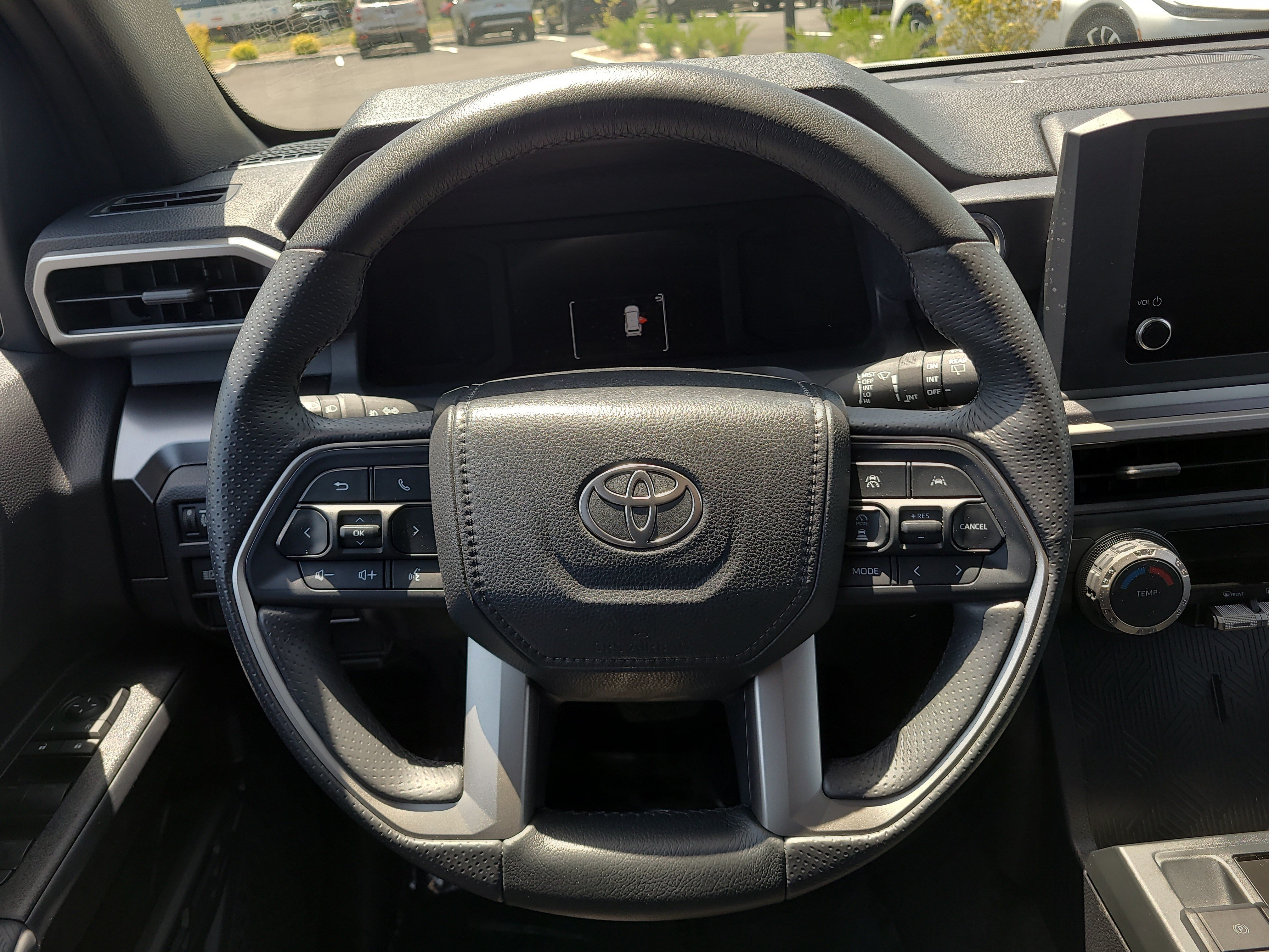 Certified 2025 Toyota 4Runner SR5 AWD/4WD image 21