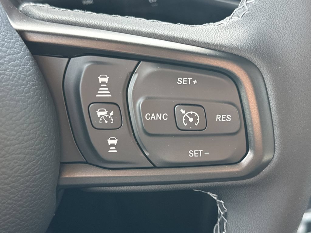 New 2026 Jeep Wrangler Unlimited Rubicon w/ Technology Group AWD/4WD image 25
