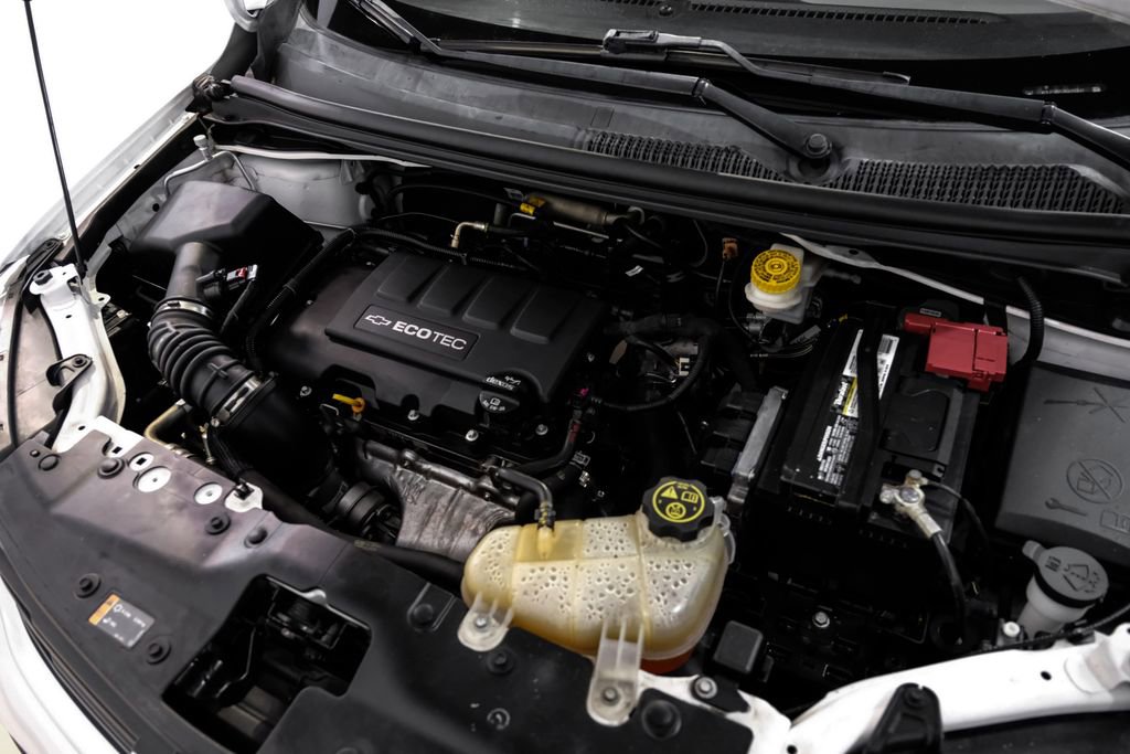 Used 2019 Chevrolet Sonic LT w/ Convenience Package image 48