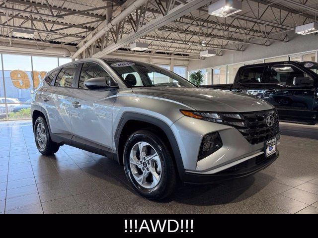 Used 2023 Hyundai Tucson SE AWD/4WD image 2