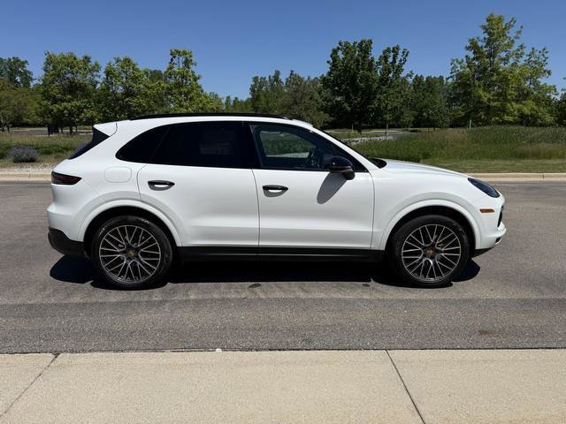 Used 2019 Porsche Cayenne AWD/4WD image 8