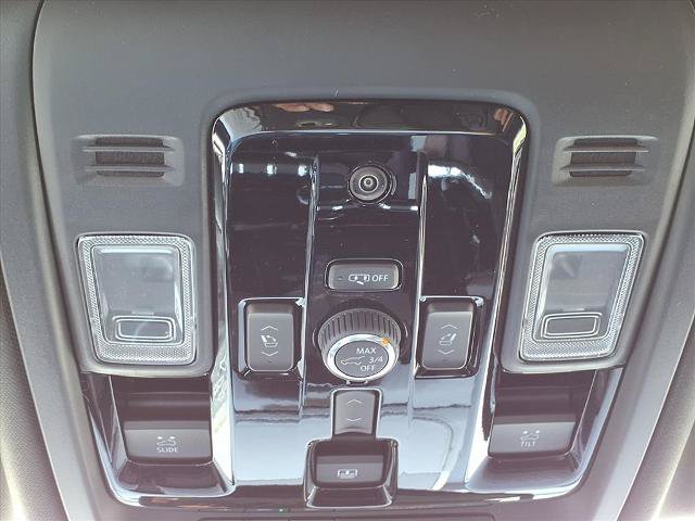 New 2026 GMC Yukon XL Denali w/ Sun & Power Step Package AWD/4WD image 18