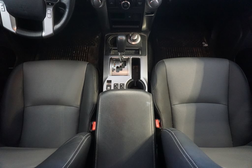 Certified 2024 Toyota 4Runner SR5 Premium w/ 4Runner Black Package (TMS) AWD/4WD image 29