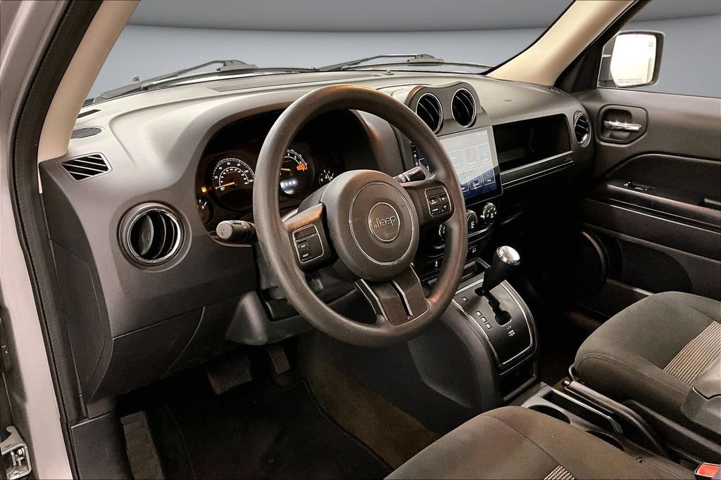 Used 2017 Jeep Patriot Sport w/ Power Value Group FWD image 17