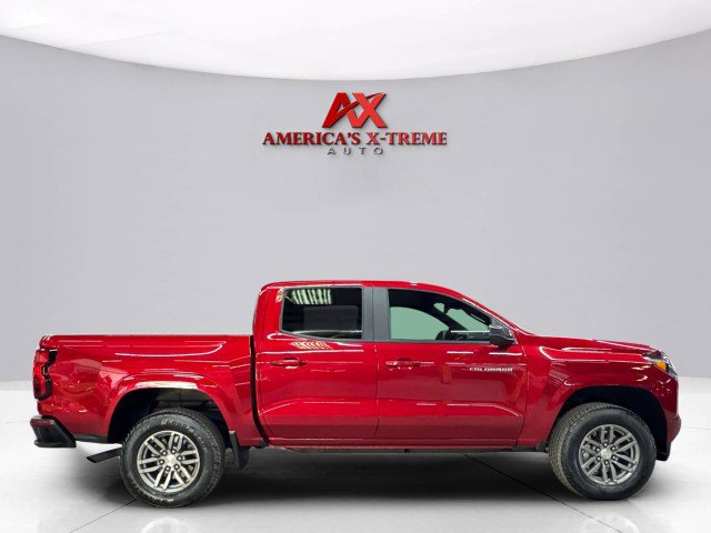 Used 2024 Chevrolet Colorado LT w/ LT Convenience Package II image 8