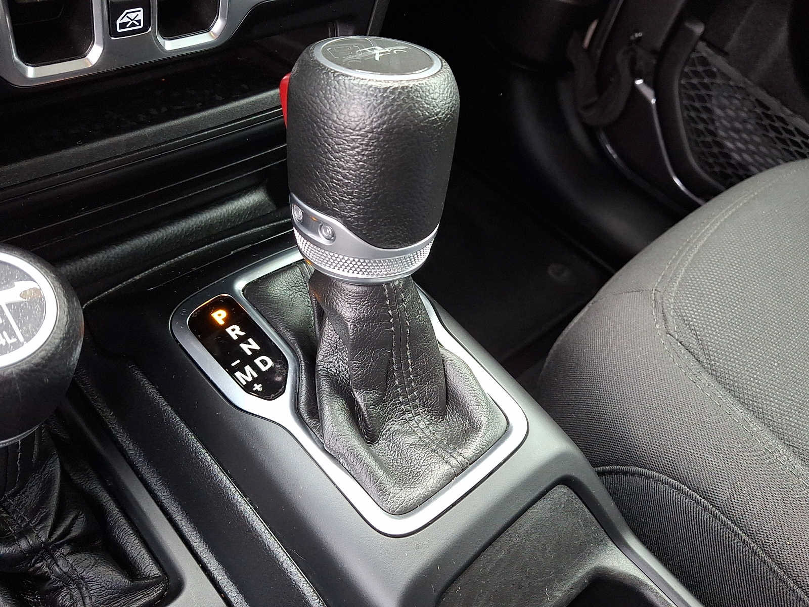 Used 2022 Jeep Gladiator Sport AWD/4WD image 15