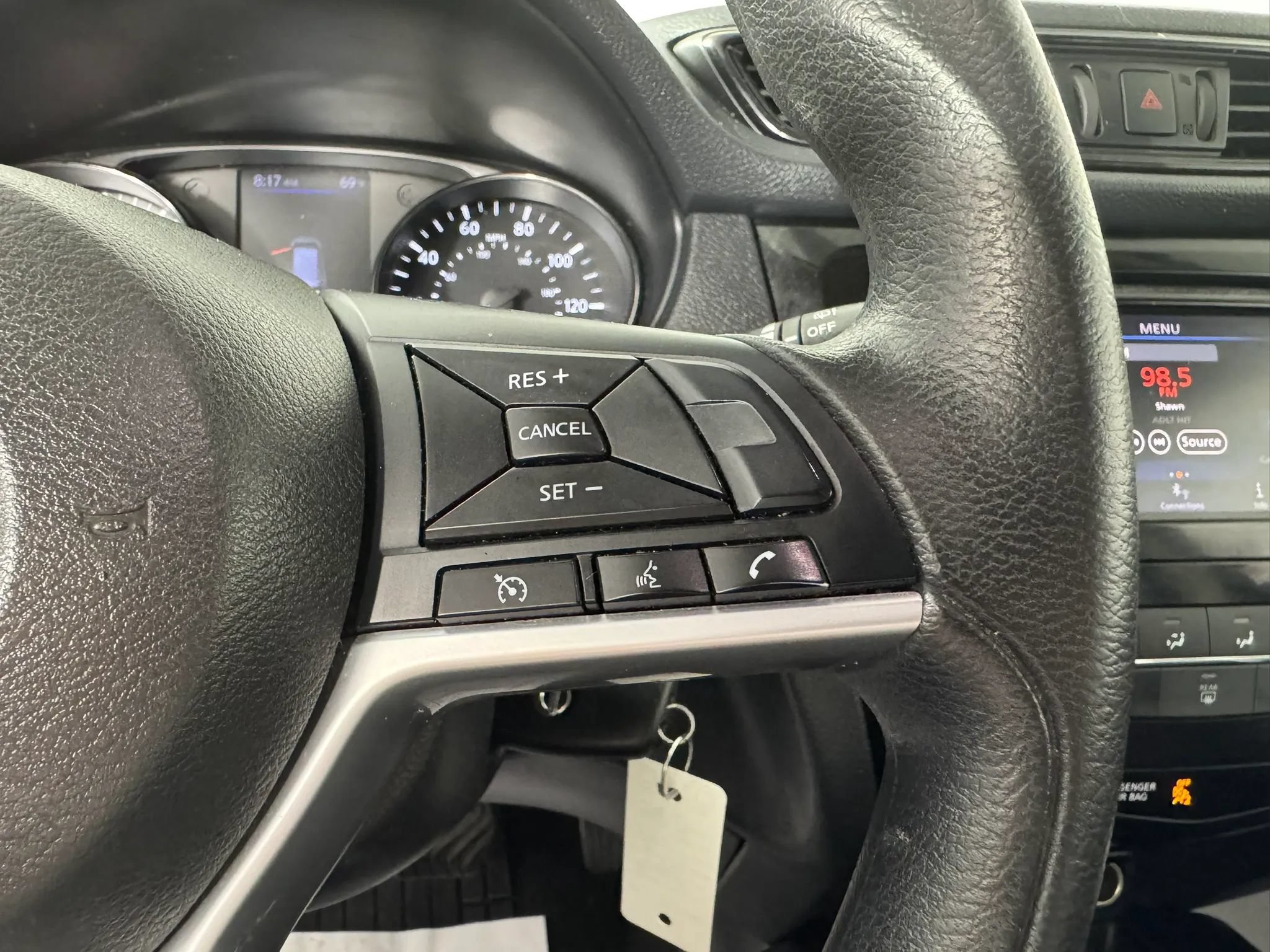 Used 2019 Nissan Rogue S AWD/4WD image 16