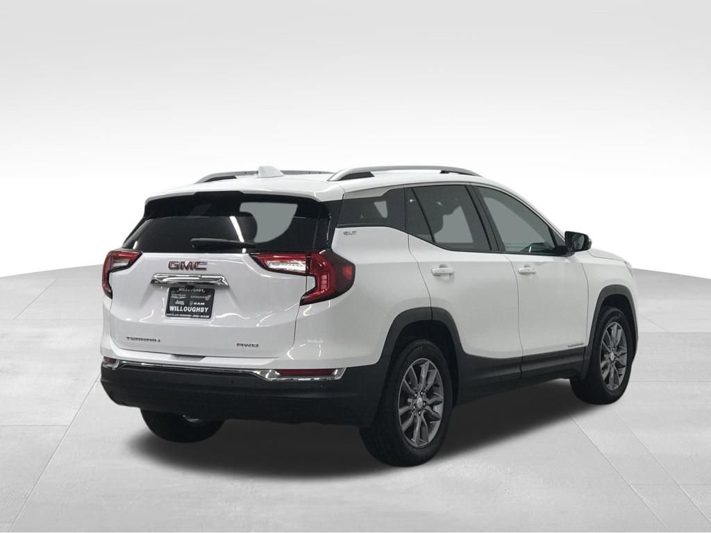 Used 2022 GMC Terrain SLT w/ Infotainment Package II image 8