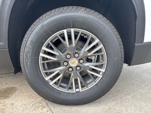 New 2026 Chevrolet Traverse LT w/ Driver Confidence Package image 11