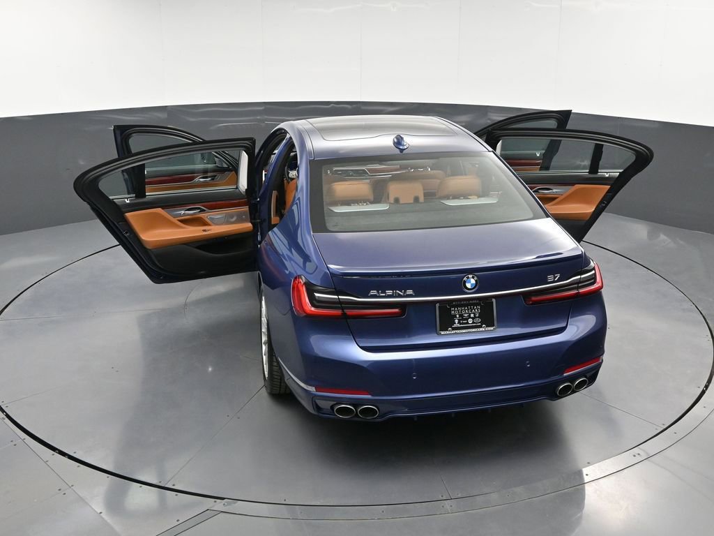 Used 2022 BMW ALPINA B7 xDrive w/ Luxury Rear Seating Package AWD/4WD image 40
