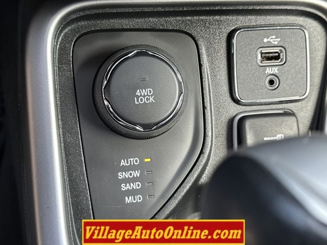 Used 2018 Jeep Compass Latitude w/ Popular Equipment Group AWD/4WD image 20