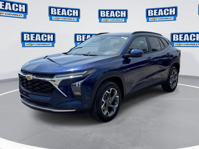 Used 2024 Chevrolet Trax LT w/ LT Convenience Package FWD image 1