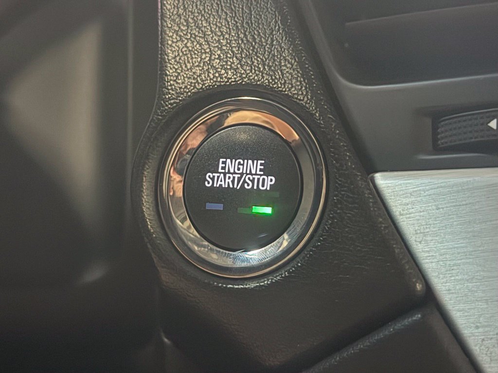Used 2018 GMC Yukon SLT w/ Open Road Package AWD/4WD image 22