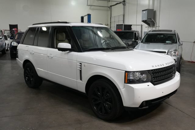 Used 2012 Land Rover Range Rover HSE LUX AWD/4WD image 4