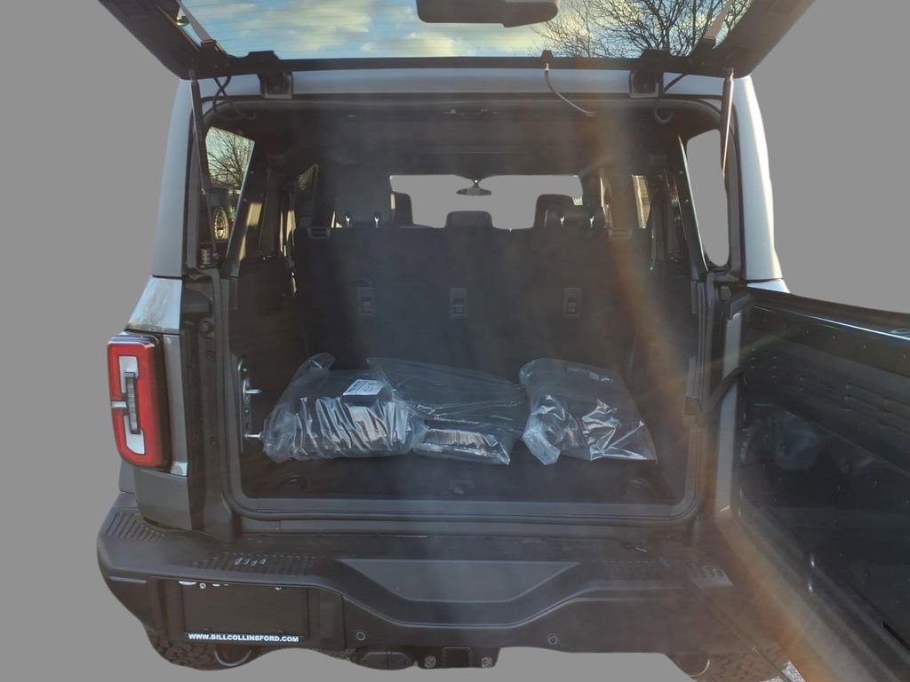 New 2025 Ford Bronco Badlands image 8