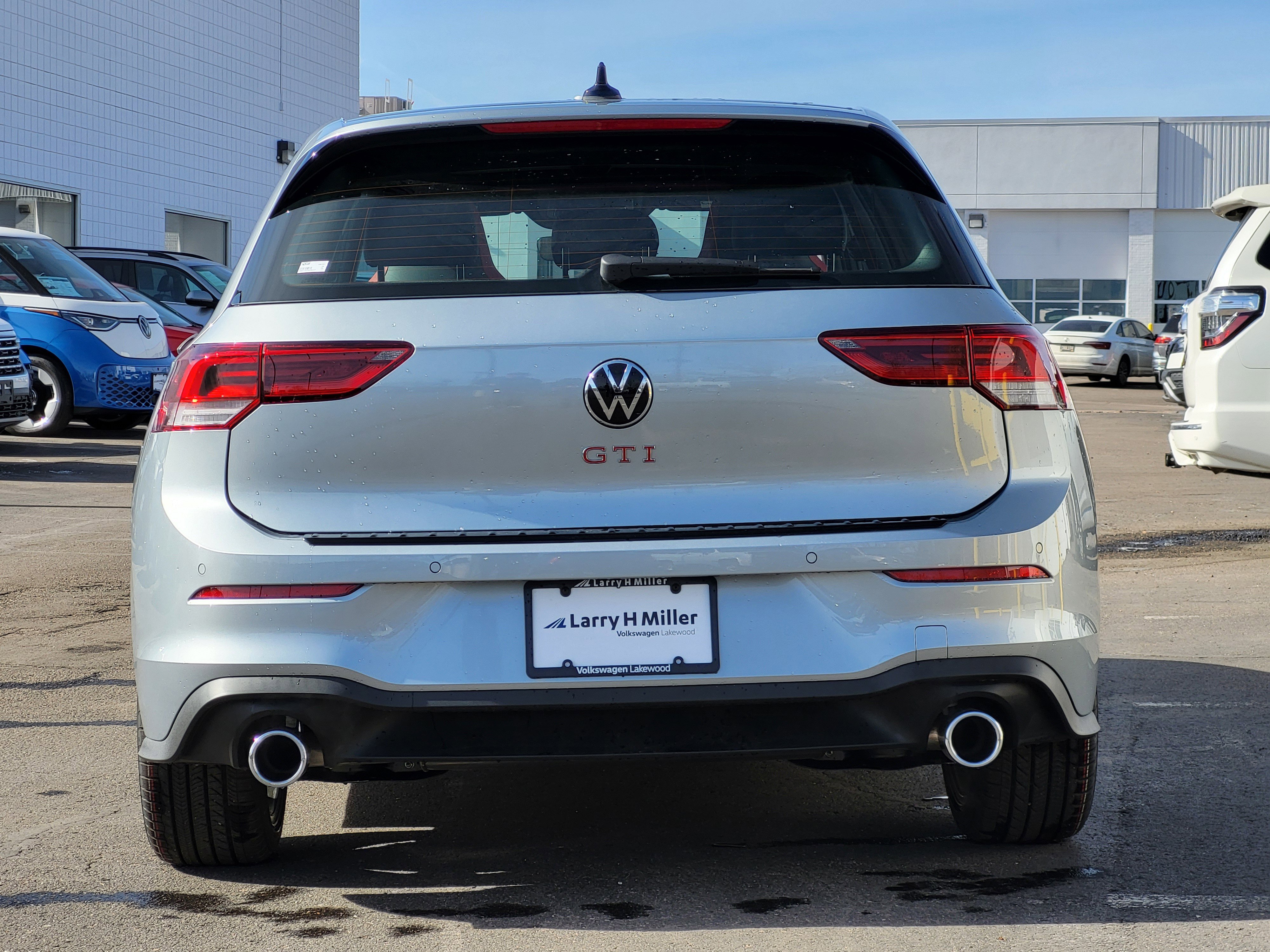 New 2026 Volkswagen GTI SE image 5