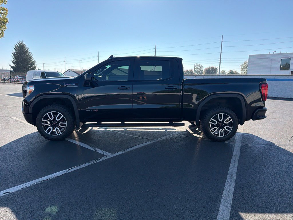 Used 2020 GMC Sierra 1500 AT4 w/ AT4 Premium Package AWD/4WD image 2