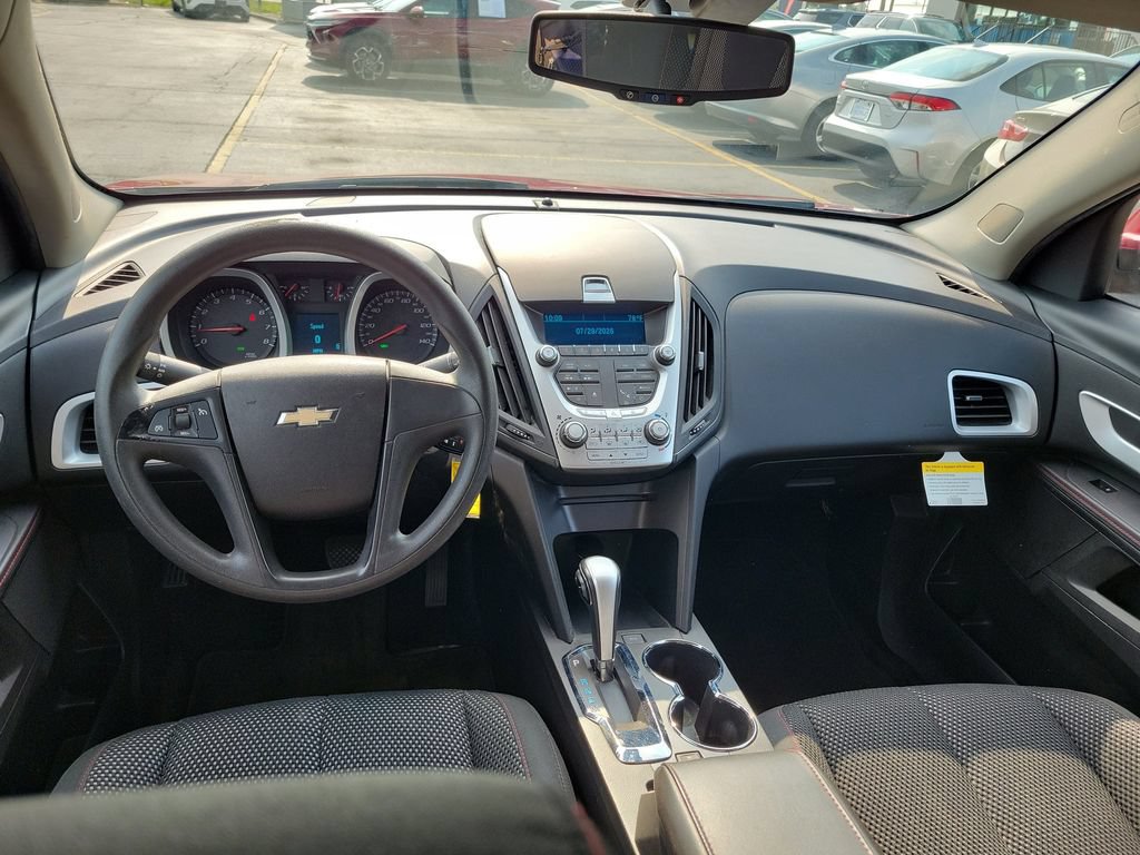 Used 2010 Chevrolet Equinox LT FWD image 11