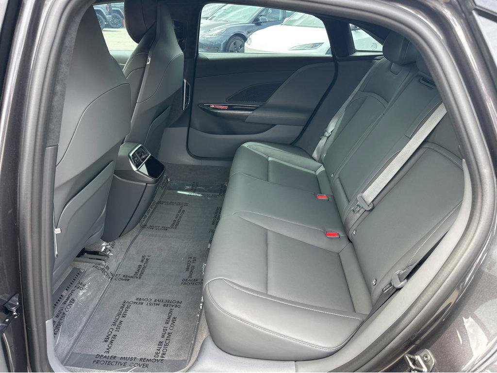 Used 2024 Lucid Air Pure RWD image 10