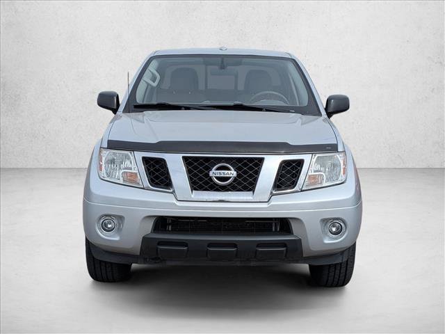 Used 2018 Nissan Frontier SV AWD/4WD image 2