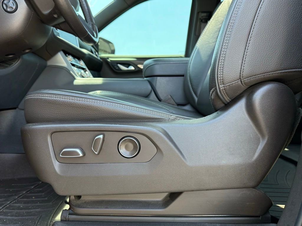 Used 2021 GMC Yukon Denali AWD/4WD image 10