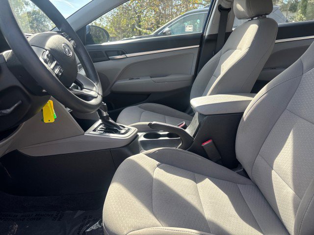 Used 2019 Hyundai Elantra SE image 10